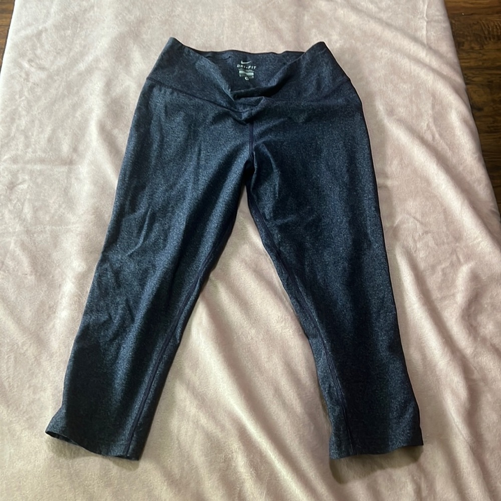Nike leggings